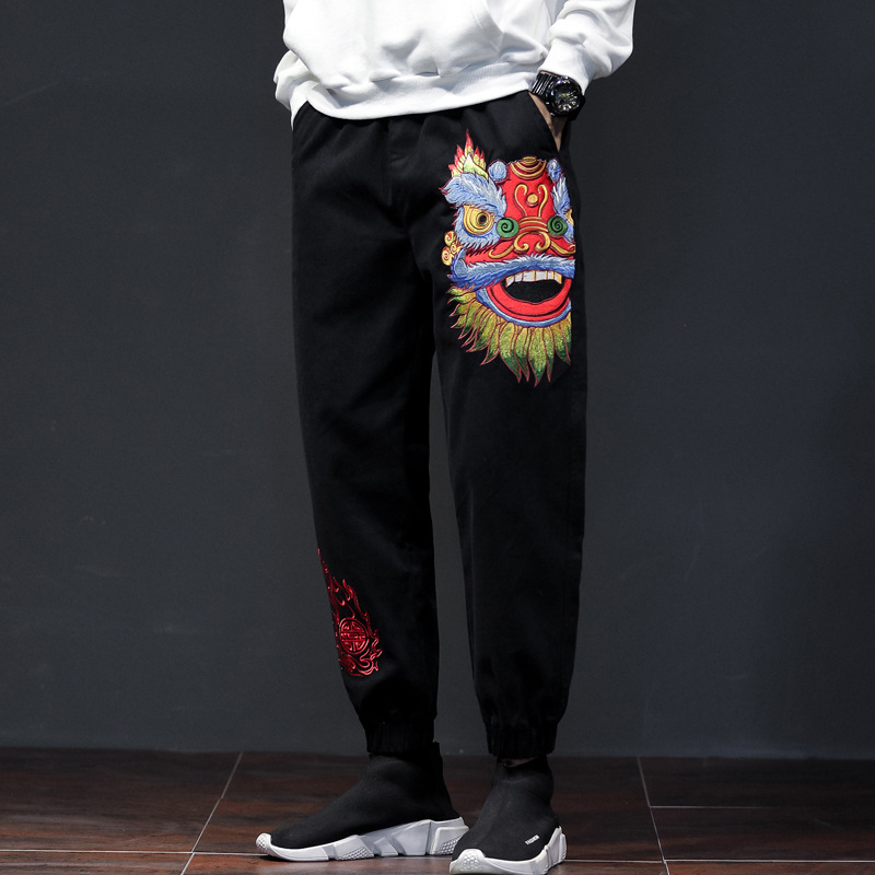2021新款春秋中国风刺绣舞狮裤子男士休闲裤休闲宽松大码灯笼裤男