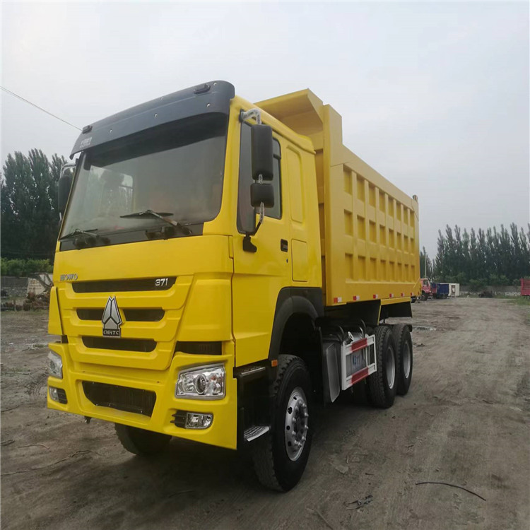 上海出口非洲二手豪沃后八轮自卸车 371马力 6x4十轮翻新卡车