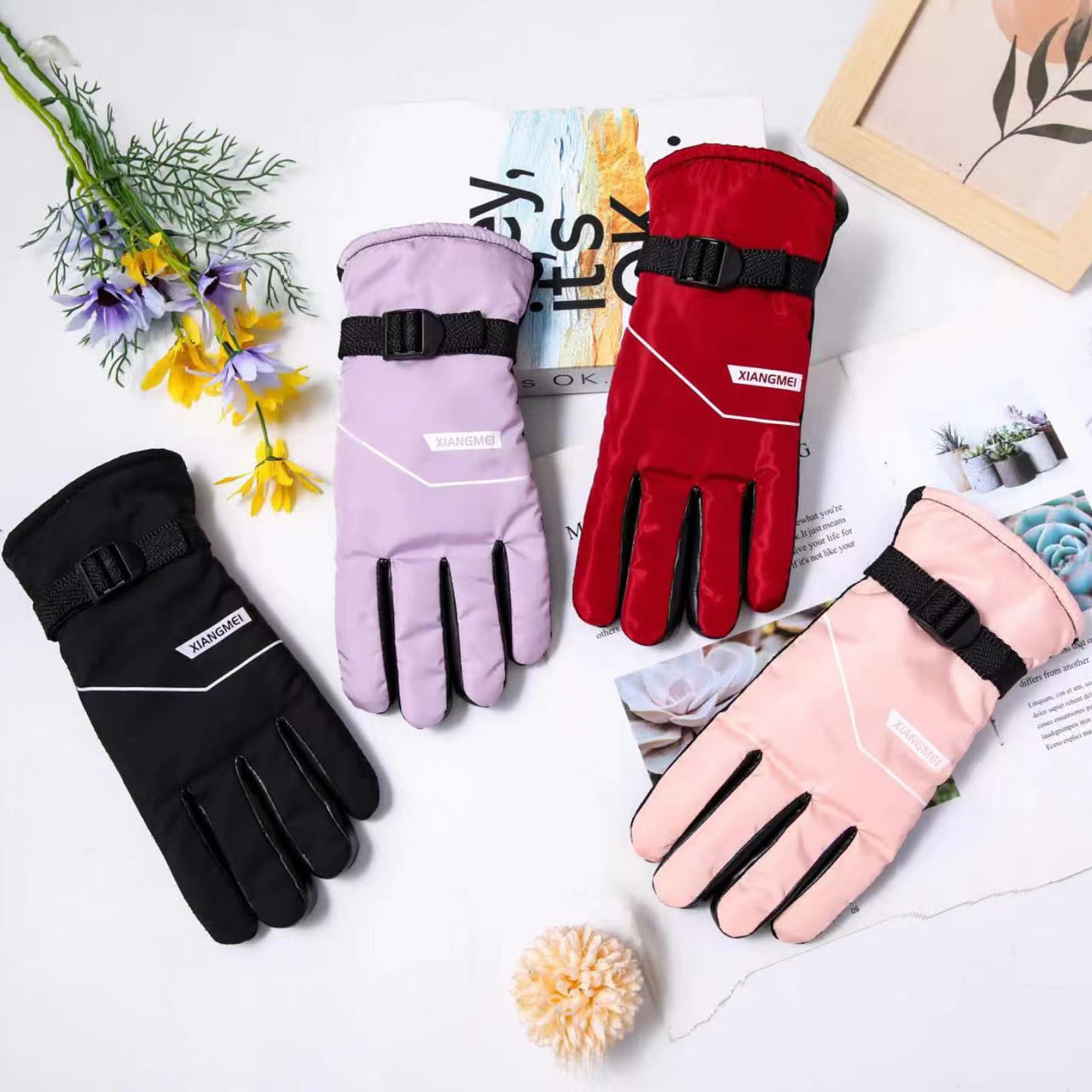女新款加绒骑车保暖手套冬季防寒防风装饰可爱时尚印花多彩色手套