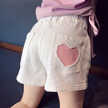 装热裤洋气牛仔短裤儿童2024新款时髦爱心女童短裤夏女孩外穿韩版