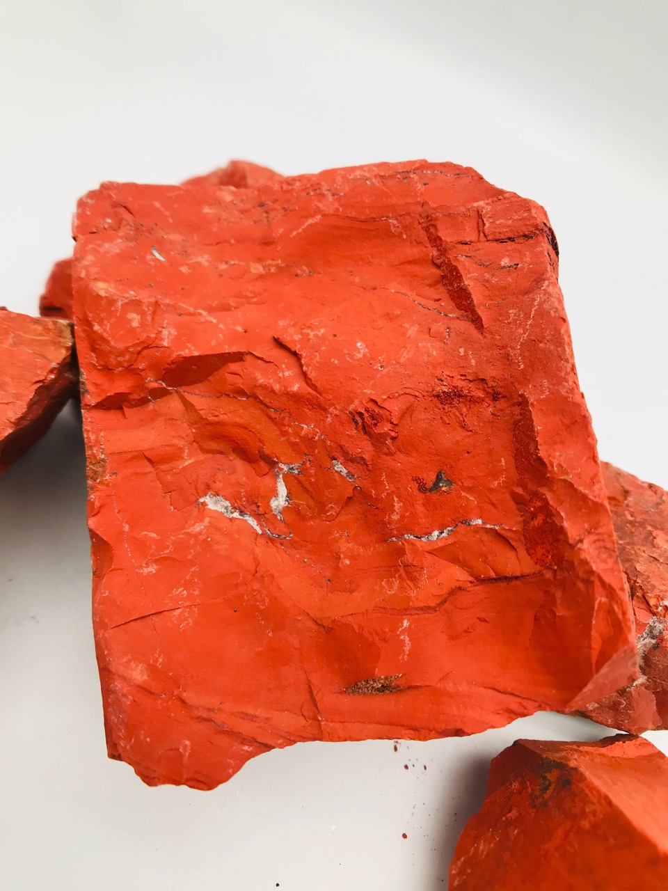 天然石厂家供应南非红碧玉原石毛料 雕刻摆件矿石教学标本