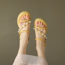 法式珍珠一字厚底凉拖鞋女夏季新款时尚外穿粗跟大码鞋40--43代发