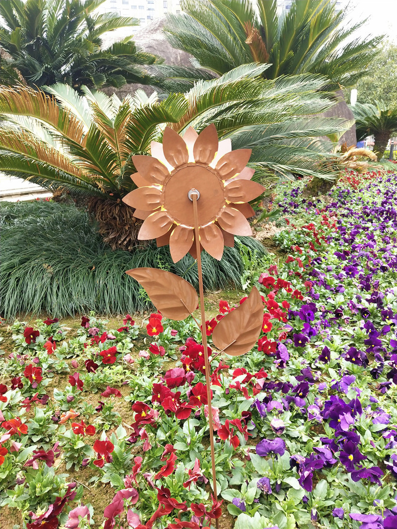 铁艺太阳花旋转风车户外花园庭院别墅草坪向日葵装饰插件摆件造景