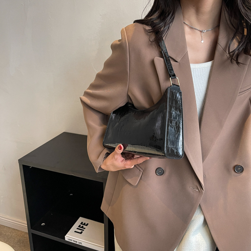 Wholesale Bag Cross-Border Women Bags2022 Popular New Glossy Stone Pattern Handbag Casual Solid Color Underarm Bag