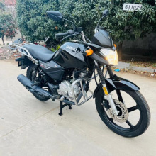 新款贝纳利黄龙bn600cc电喷水冷tnt版四缸街车大排量趴赛摩托车