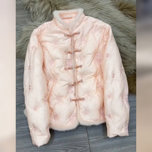 今年流行的新中式国风唐装小个子粉色盘扣棉服厚外套女2023新款冬