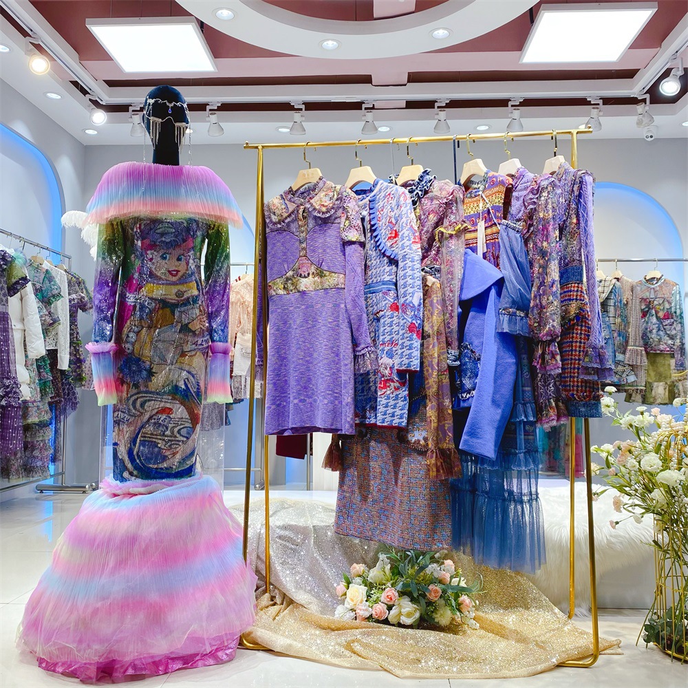 专柜撤柜潮牌女装专柜撤柜直播货源杭州四季青女装品牌尾货批发