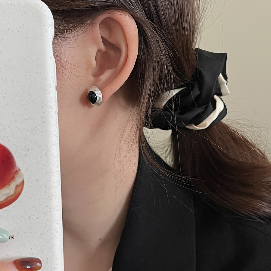 博主同款黑曜石黑玛瑙行星椭圆耳环女s925纯银简约磨砂质感耳钉