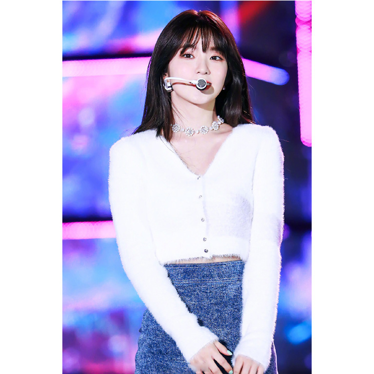 裴珠泫韩国明星同款秋冬毛衣短款长袖针织开衫气质小香风厚外套女