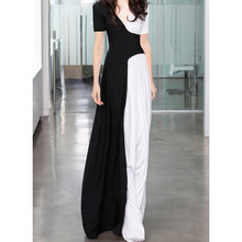时尚气质黑白撞色超有范设计感气质显瘦连衣裙2022年春走秀款长裙