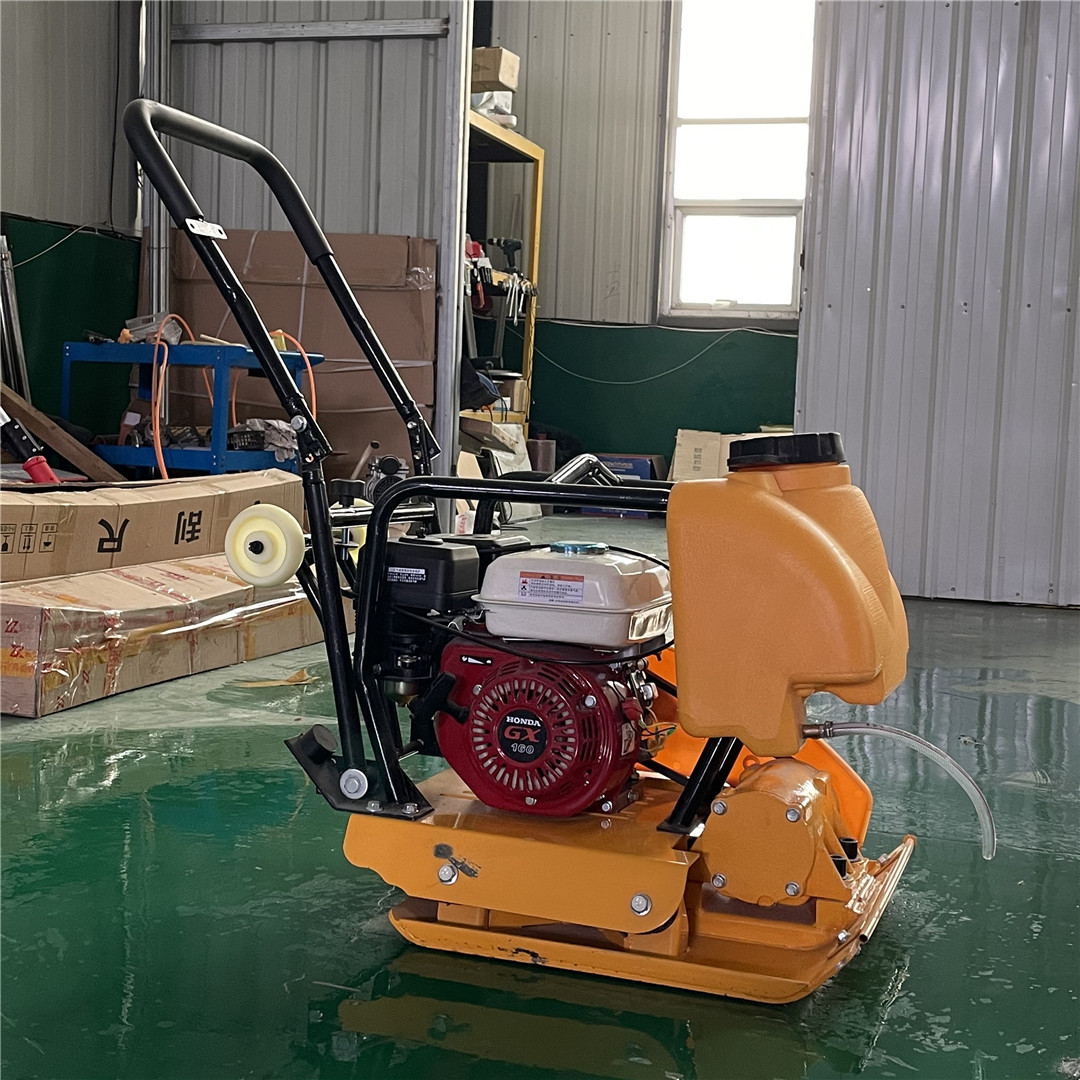 柴油强力砸夯打夯机 手扶电动双向平板夯 平板震动夯