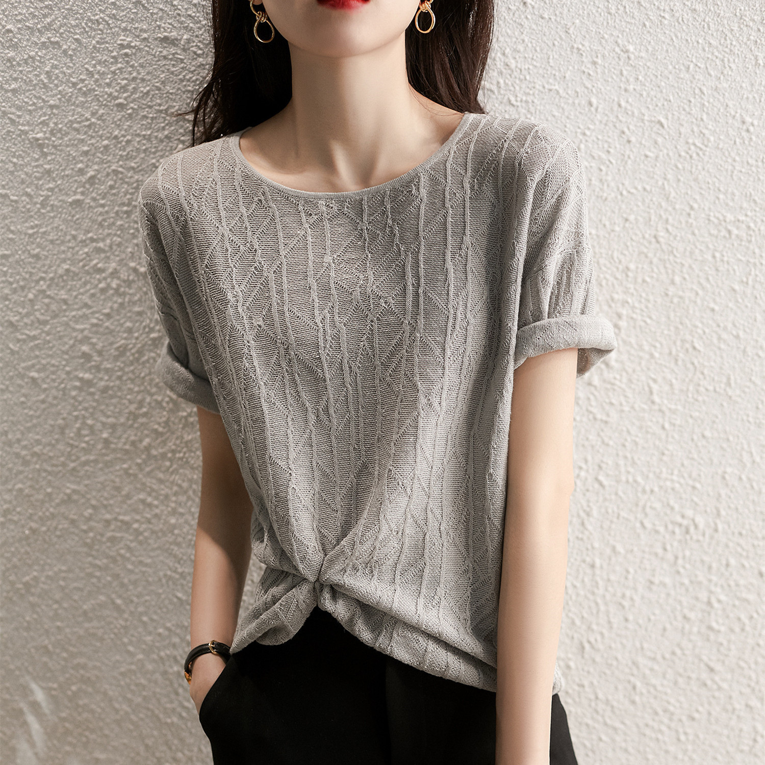 时尚夏装短袖上衣女 文艺清新斯文 篙搭配性 亚麻提花轻盈针织t