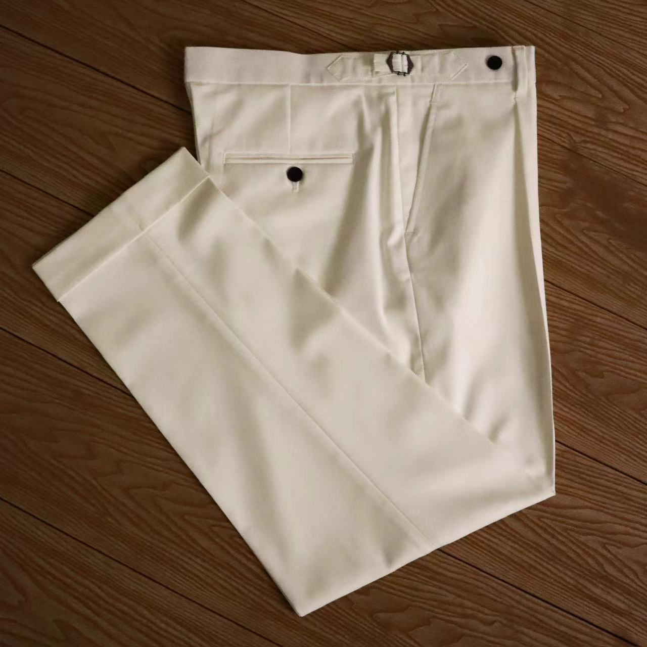 2024新品青年男士直筒型那不勒斯单褶时尚白色卷边西裤 源头直批