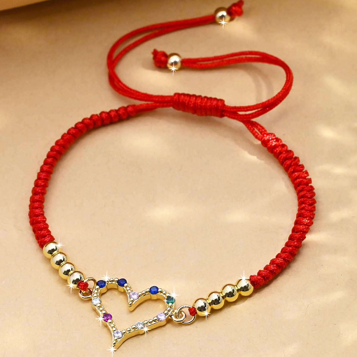 亚马逊跨境配饰心形红绳手链女镶锆石爱心手牌手饰品