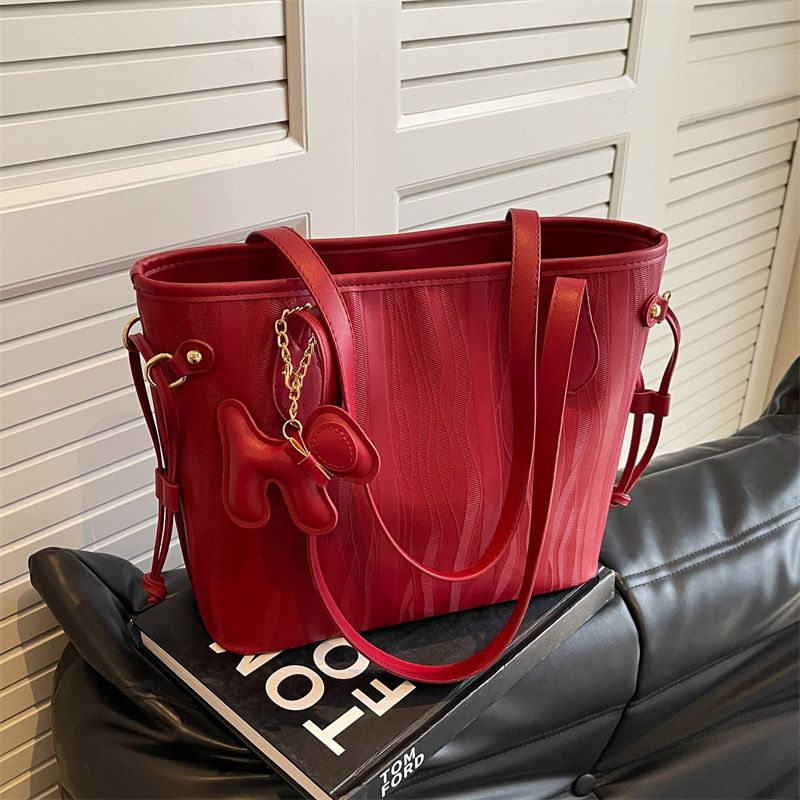 婚包大容量包包女2023新款红色新娘包高级感单肩包洋气通勤托特包