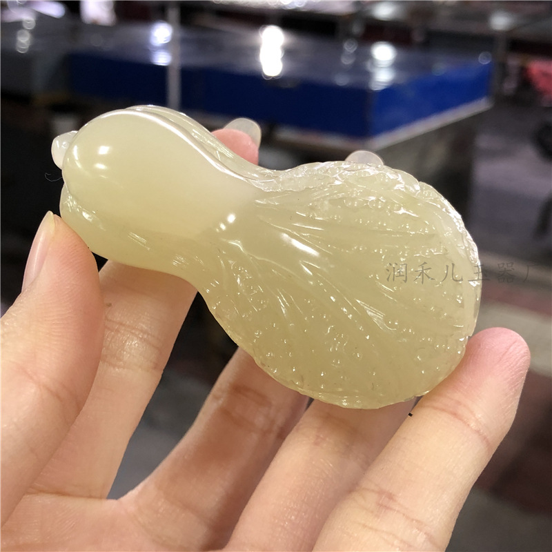 天然冰种蚕丝玉白菜吊坠和田玉青白玉白菜百财挂件小手把件毛衣链