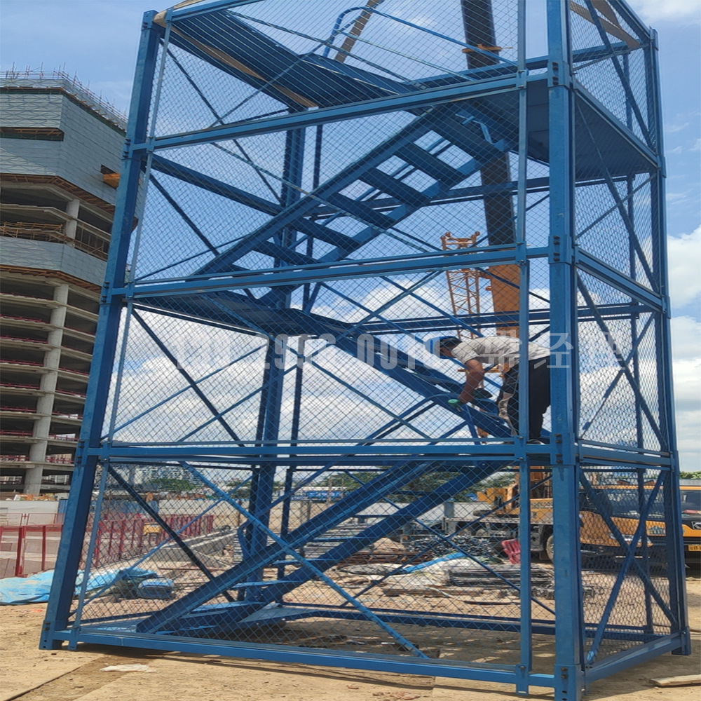 珠海2*3*2加厚框架式安全梯笼基坑施工通道箱式方管护笼安全爬梯