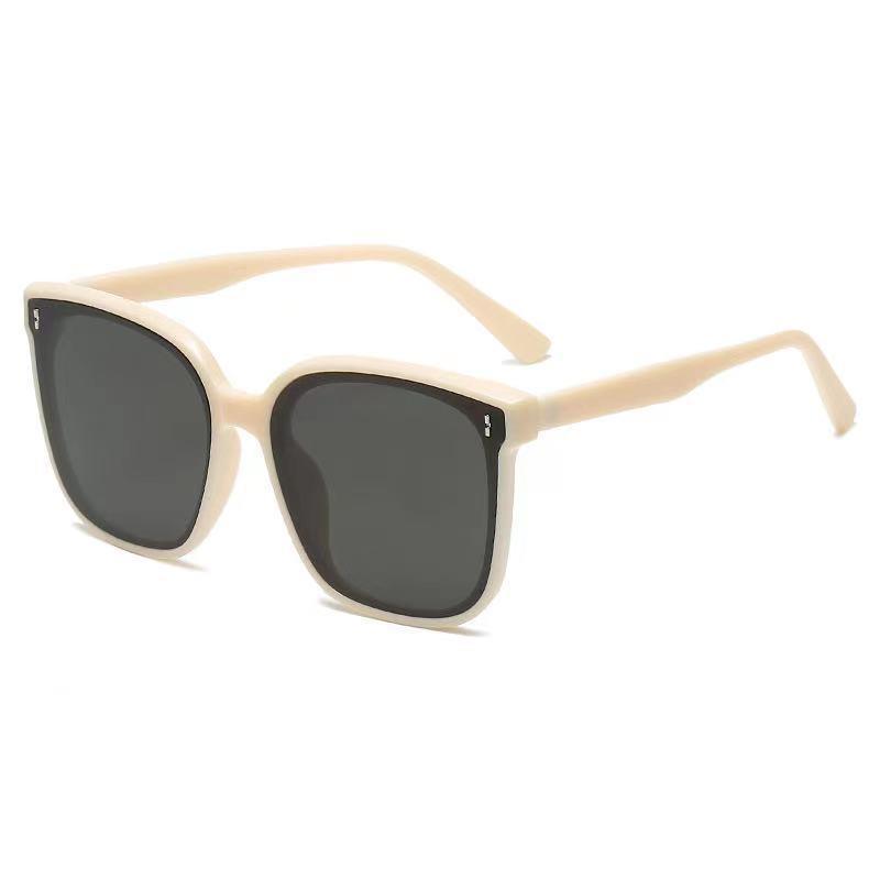 2023 New TikTok Sunshade Sunglasses Men's and Women's Driving UV Protection Large Frame Glasses GM Square Sunglasses Wholesale