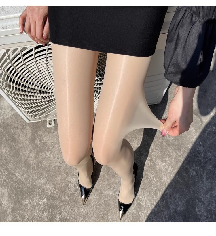 Durable Anti-Hook Horse Oil Socks Shiny New High-Grade Large Size 8d Thin Bright Silk Spring and Summer Black Silk Pantyhose for Women