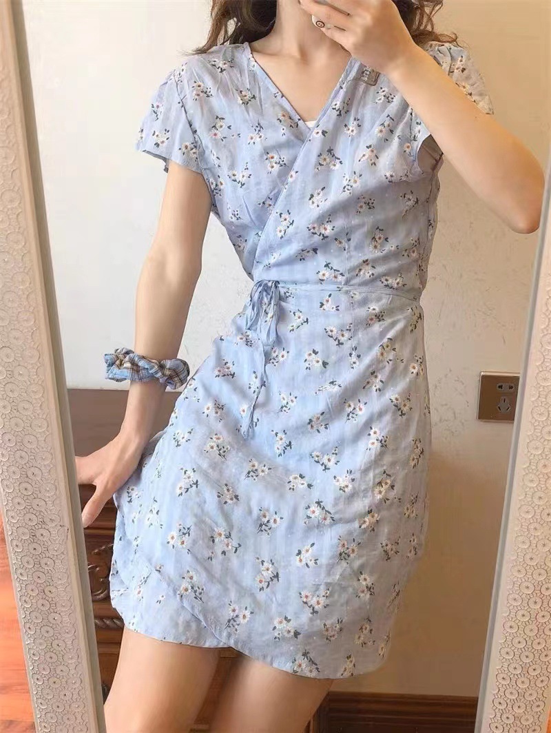 bm风赵露思同款碎花v领性感连衣裙bm蓝色系带显瘦长裙女裙子夏潮