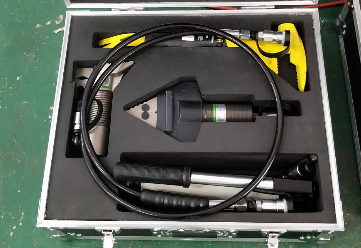 现货销售便携式毁锁器 门窗防盗门破门器 防盗门破拆工具组