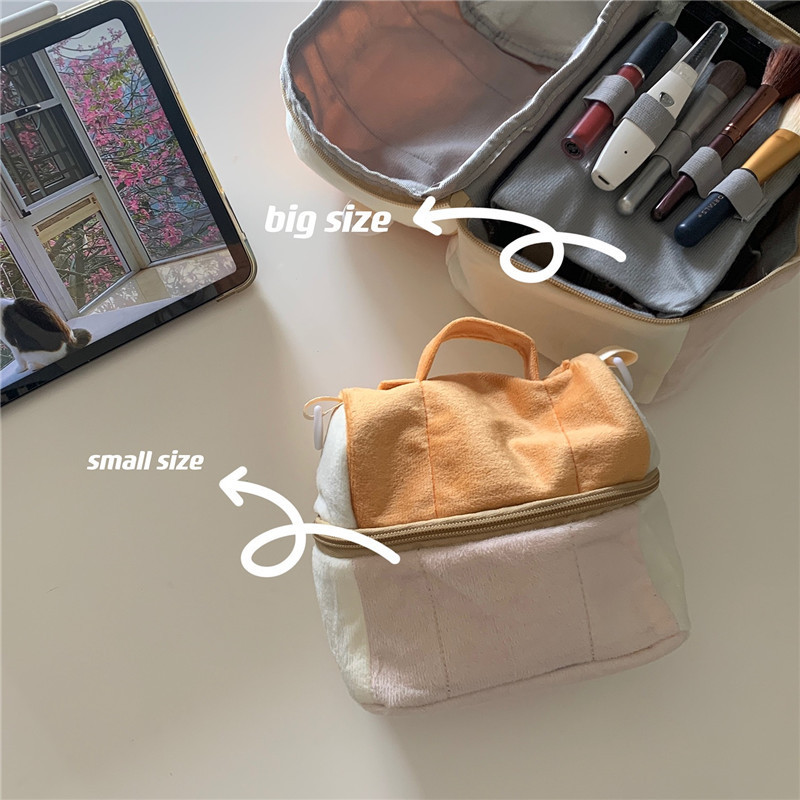 Cute Toast Bread Cosmetic Bag Large Capacity Ins Style Good-looking Portable Storage Bag Portable Cross Body Camera Bag