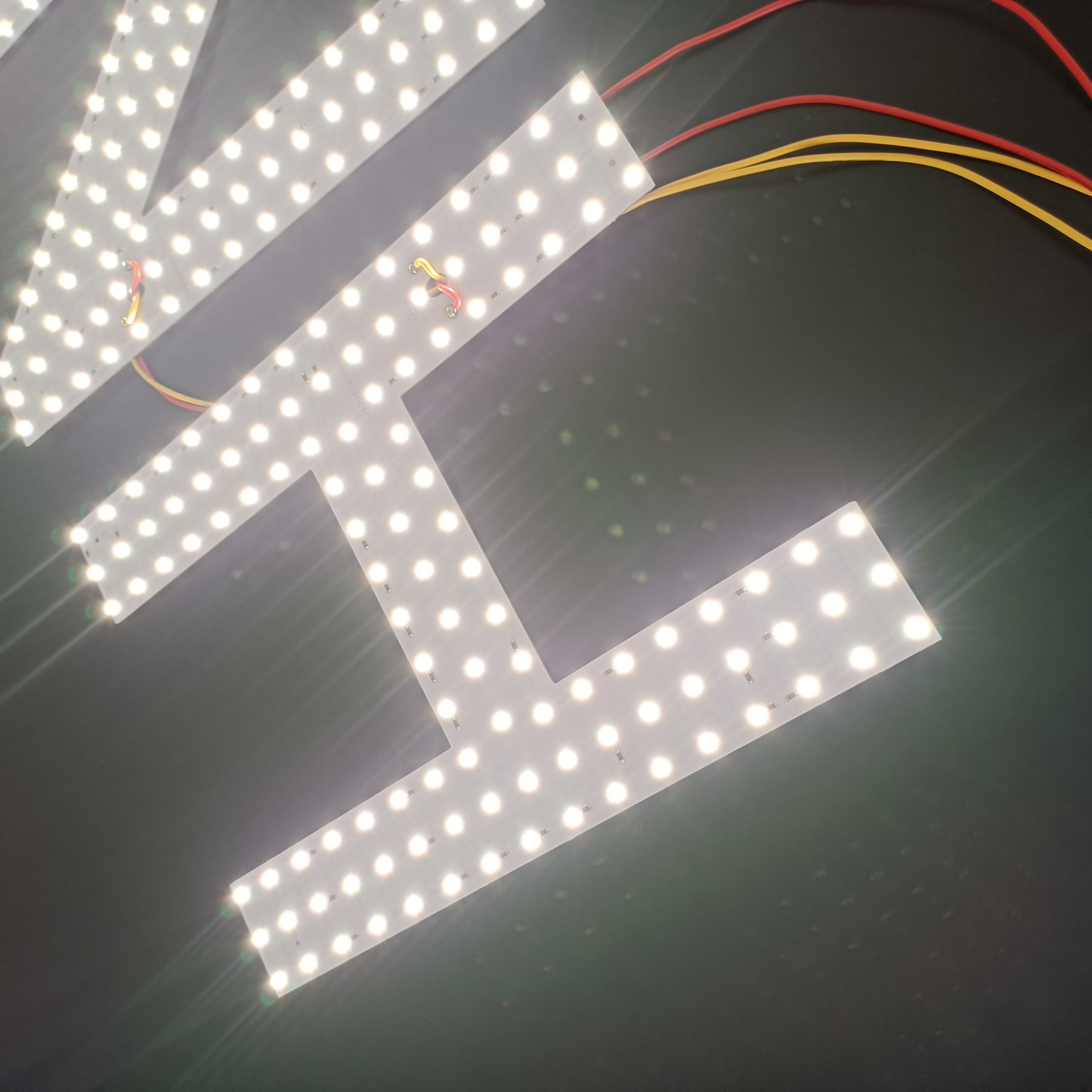 高亮led灯条字型灯板字型发光字线路板标识展示道具光源厂家