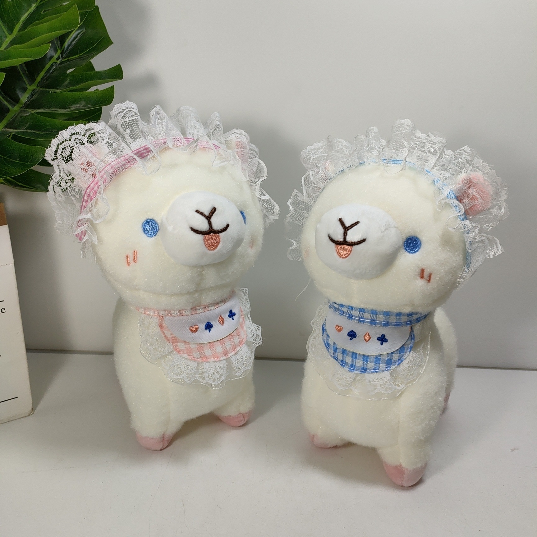 围巾羊驼公仔毛绒玩具羊玩偶布娃娃床上摆件生日礼物抓机玩偶