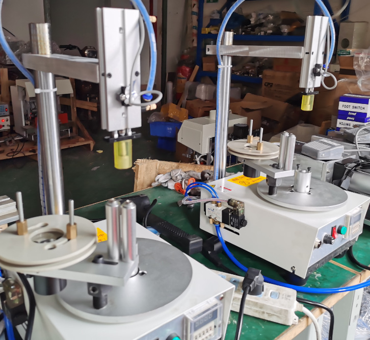 1000rs磁环线圈外围胶带半自动包胶机变压器外围胶布自动包胶机