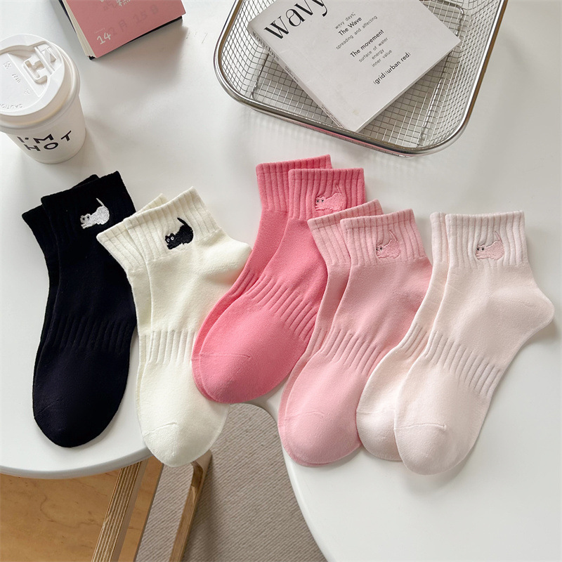 袜子女粉色系刺绣猫咪女短筒袜ins潮韩版卡通可爱小猫女袜子诸暨