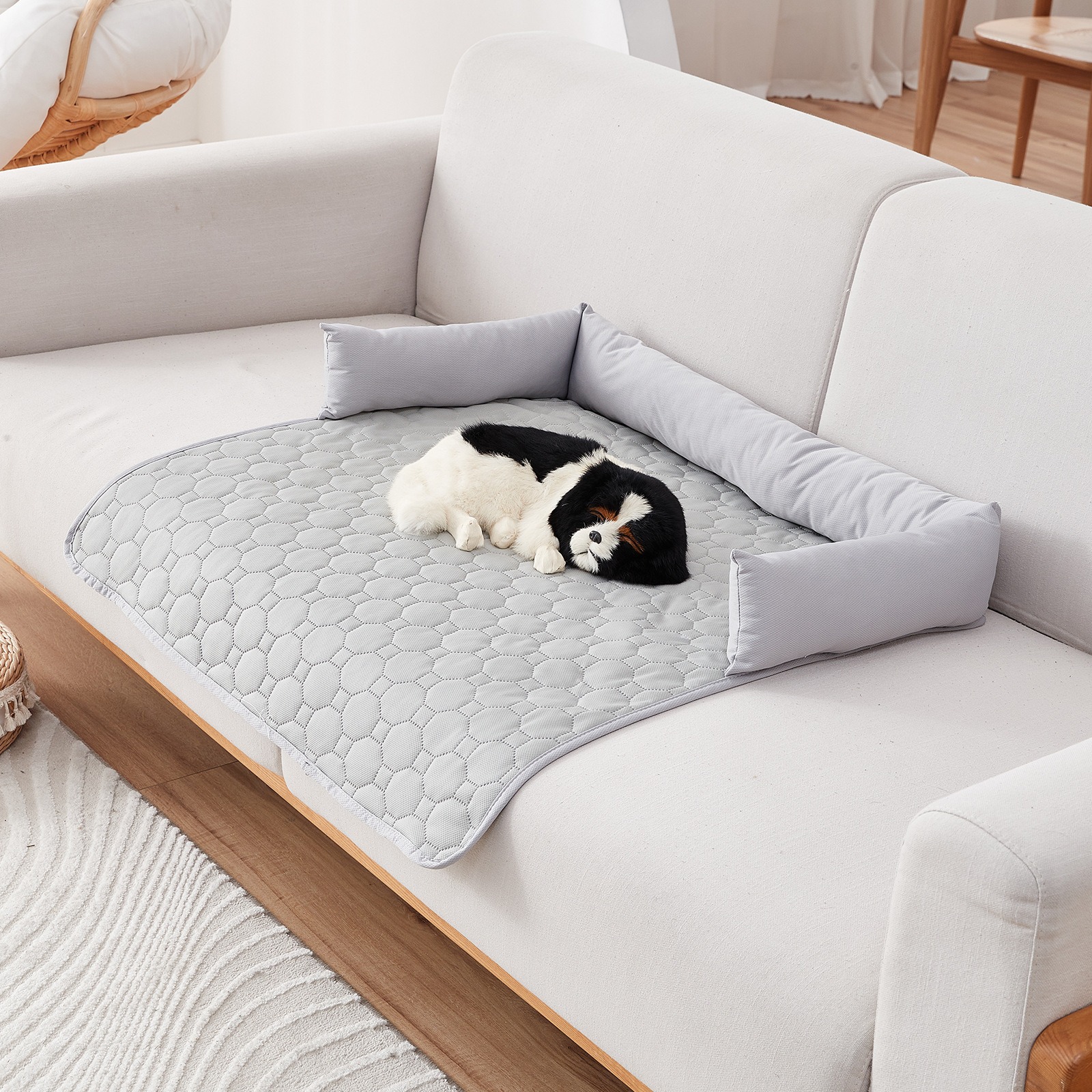 跨境新品吸水尿垫狗垫子狗窝宠物用品沙发垫车载垫睡垫