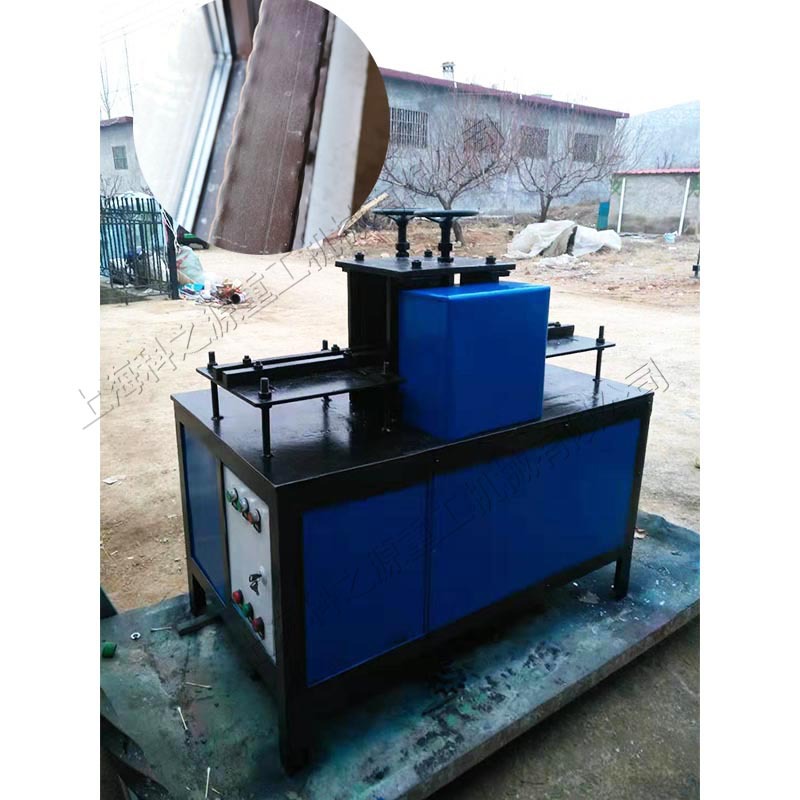 金属电动方管压花机 电动铁艺楼梯护栏制作设备 压花装饰管加工机