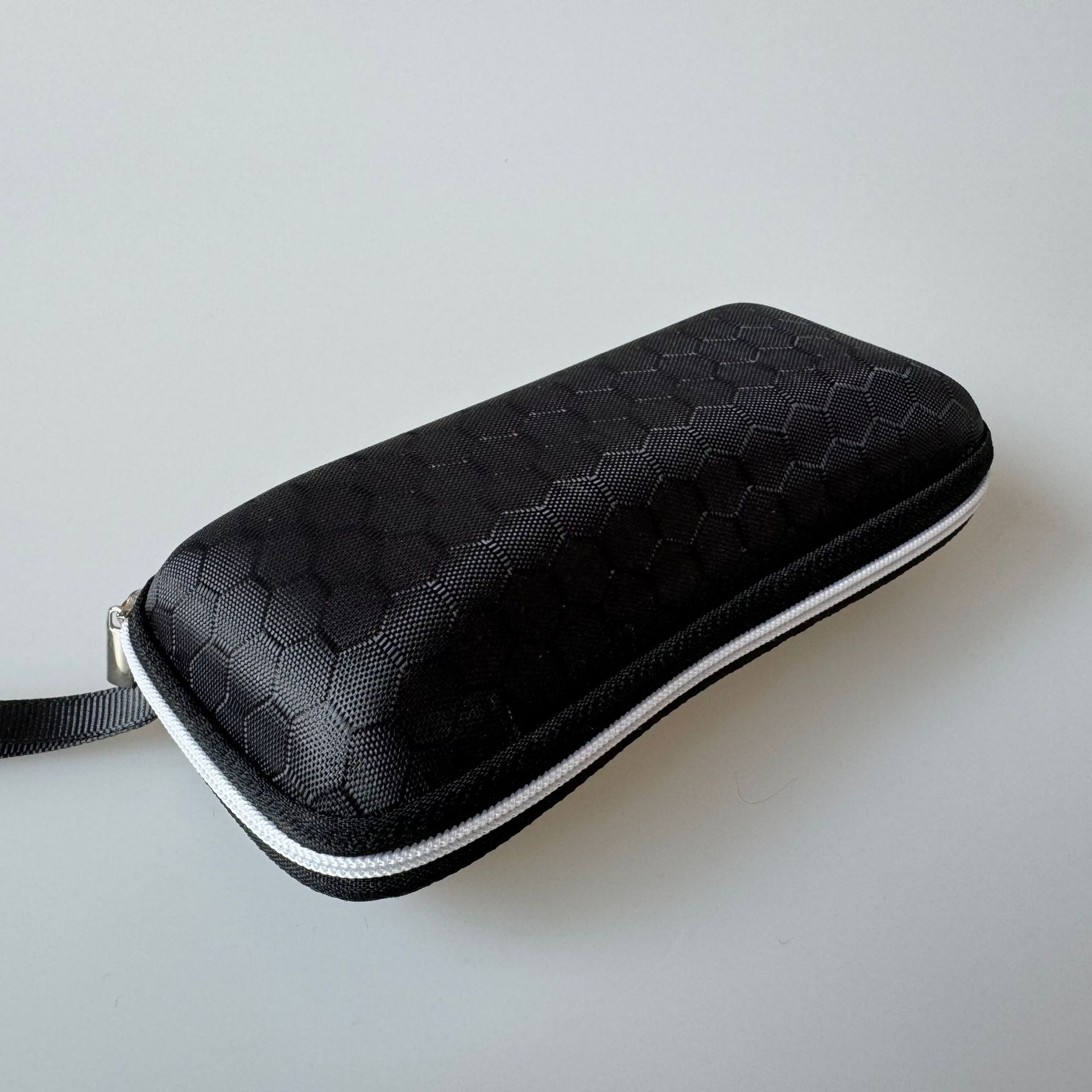 eva新款眼镜盒足球格抗压拉链太阳镜盒蜂窝眼镜盒eva眼镜盒-阿里巴巴