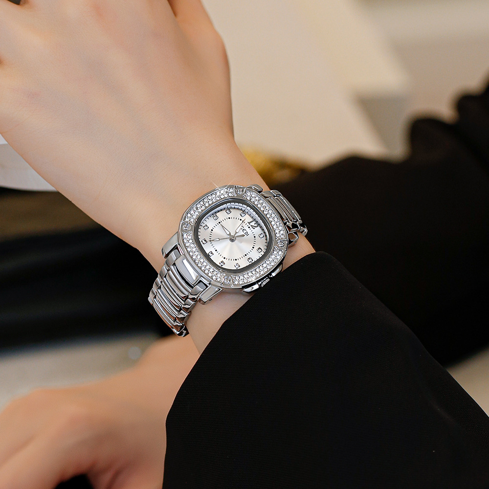 歌迪手表女时尚潮流方形大表盘气质女士腕表2022年新款钢带手表