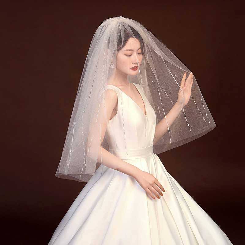 2021新款新娘婚纱头纱亮钻双层短头纱影楼旅拍头纱头饰造型蓬蓬纱