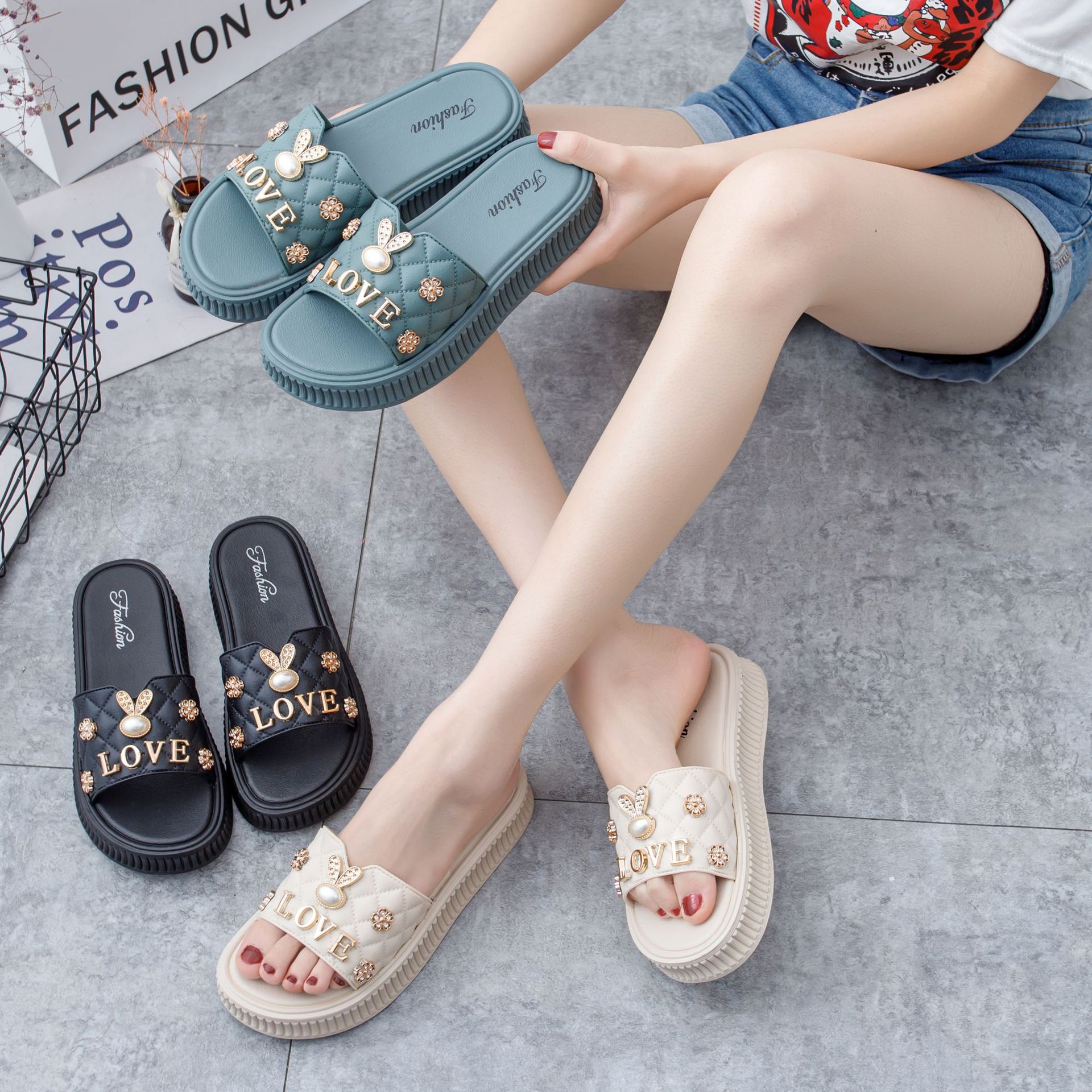 2023 new slippers women‘s summer outdoor indoor home thick bottom korean style ins fashion all-match one-word sandals