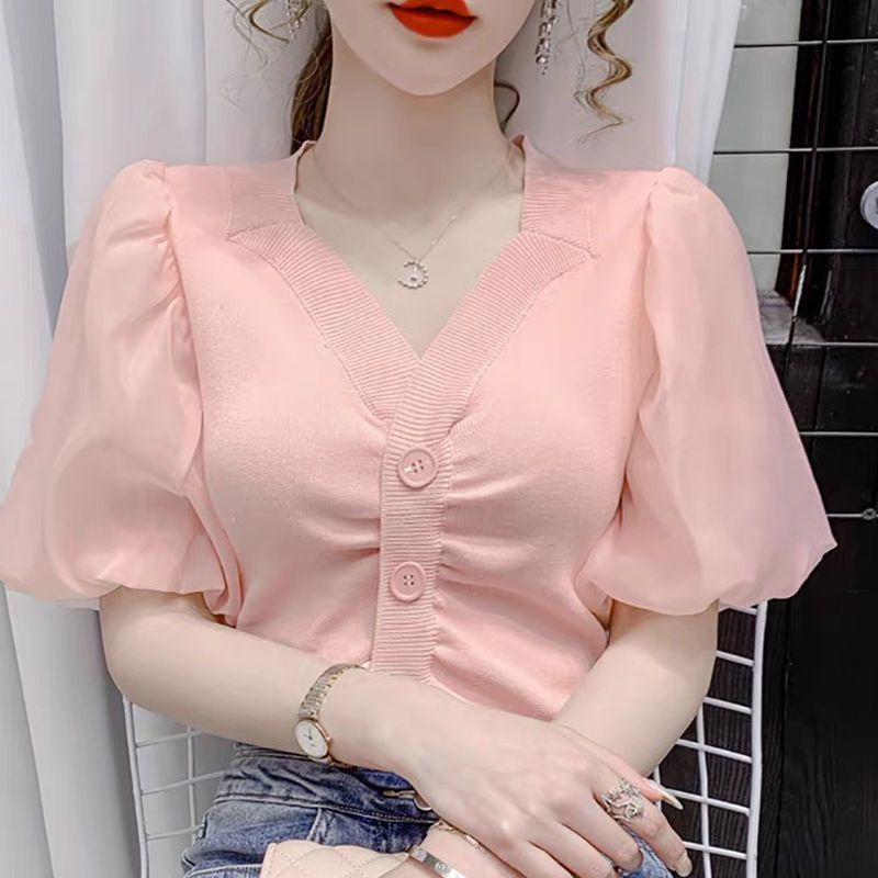 短袖2021薄款t恤女冰丝针织v领雪纺泡泡袖时尚短款上衣女夏潮