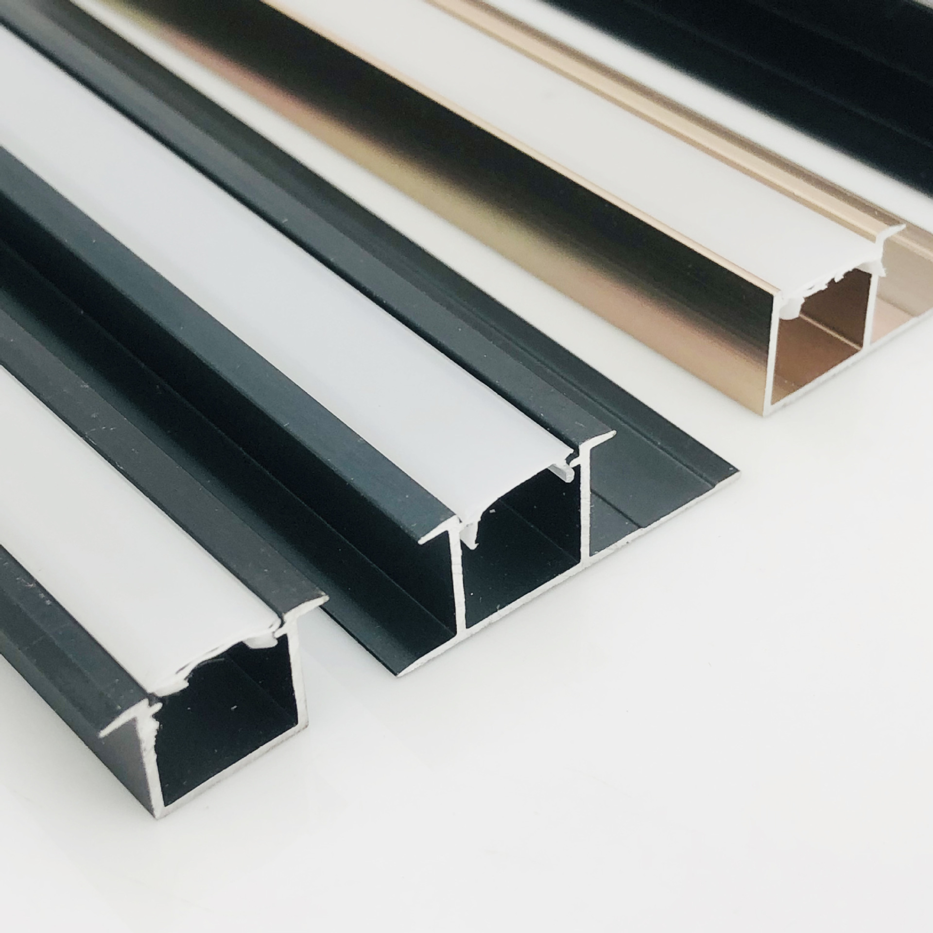 led黑色线条灯铝合金灯槽嵌入式u型灯带铝槽线性灯吊顶线形灯明装