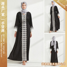 跨境新款大码时髦条纹刺绣蕾丝民族风穆斯林文雅女性长袍