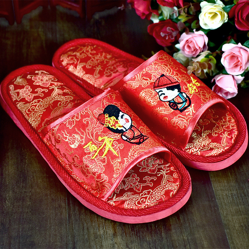 Wedding Supplies Silk Thickened Couple Slippers Vintage Sewing Wedding Slippers Manufacturers