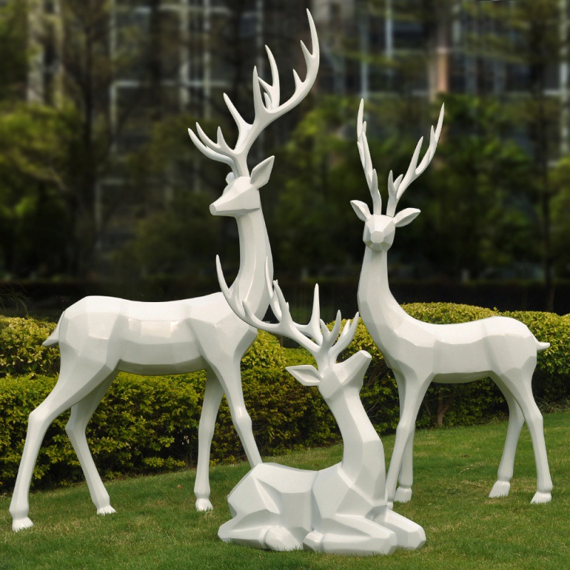 鹿雕塑摆件仿不绣钢金属银色玻璃钢梅花鹿园林景观道具新中式时尚