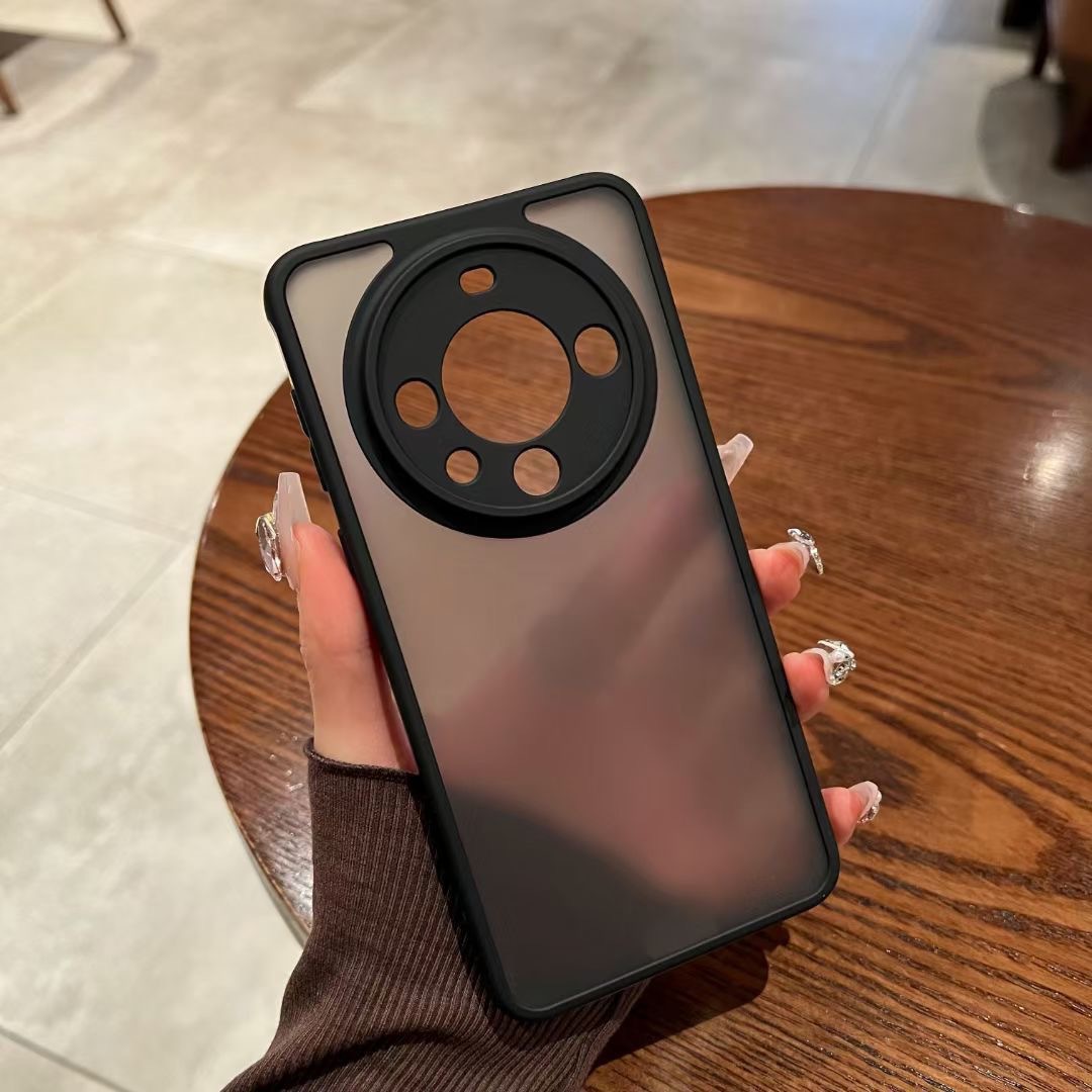 适用mate60pro手机壳磨砂肤感半透明华为mate60防摔保护套骑士黑