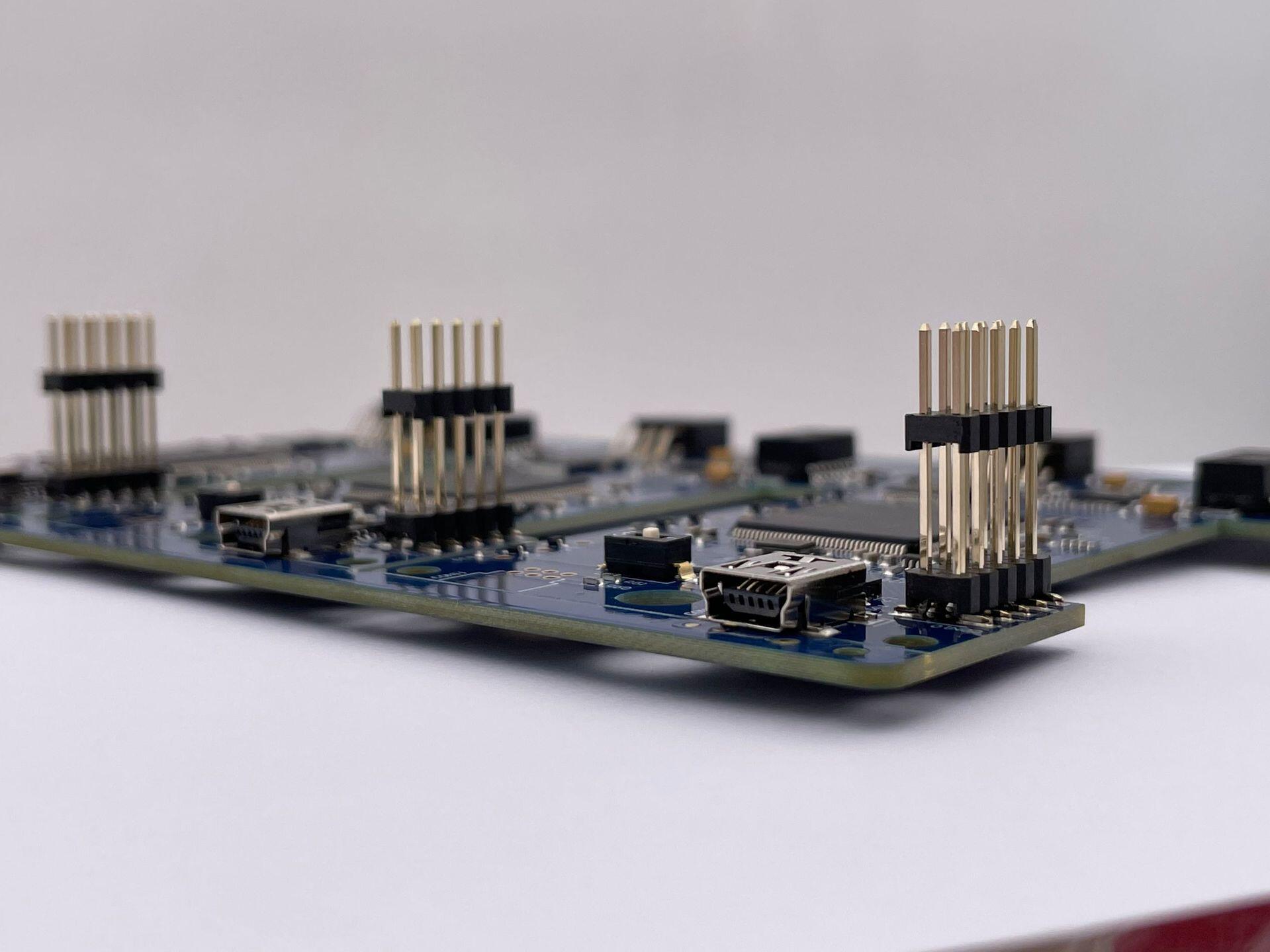 深圳工厂一站式pcb电路板定制双面多层线路板pcba