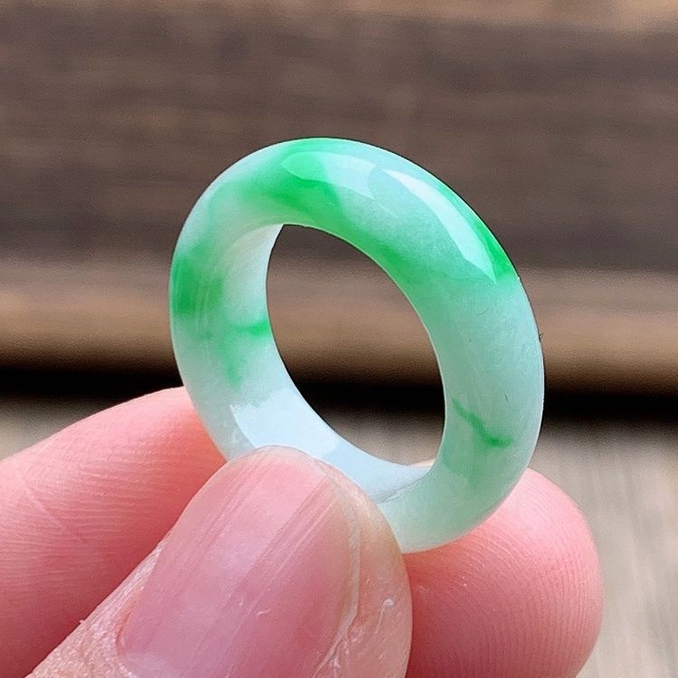 天然a货8号冰润飘阳绿翡翠戒指玉指环玉石戒圈素圈送证书2506