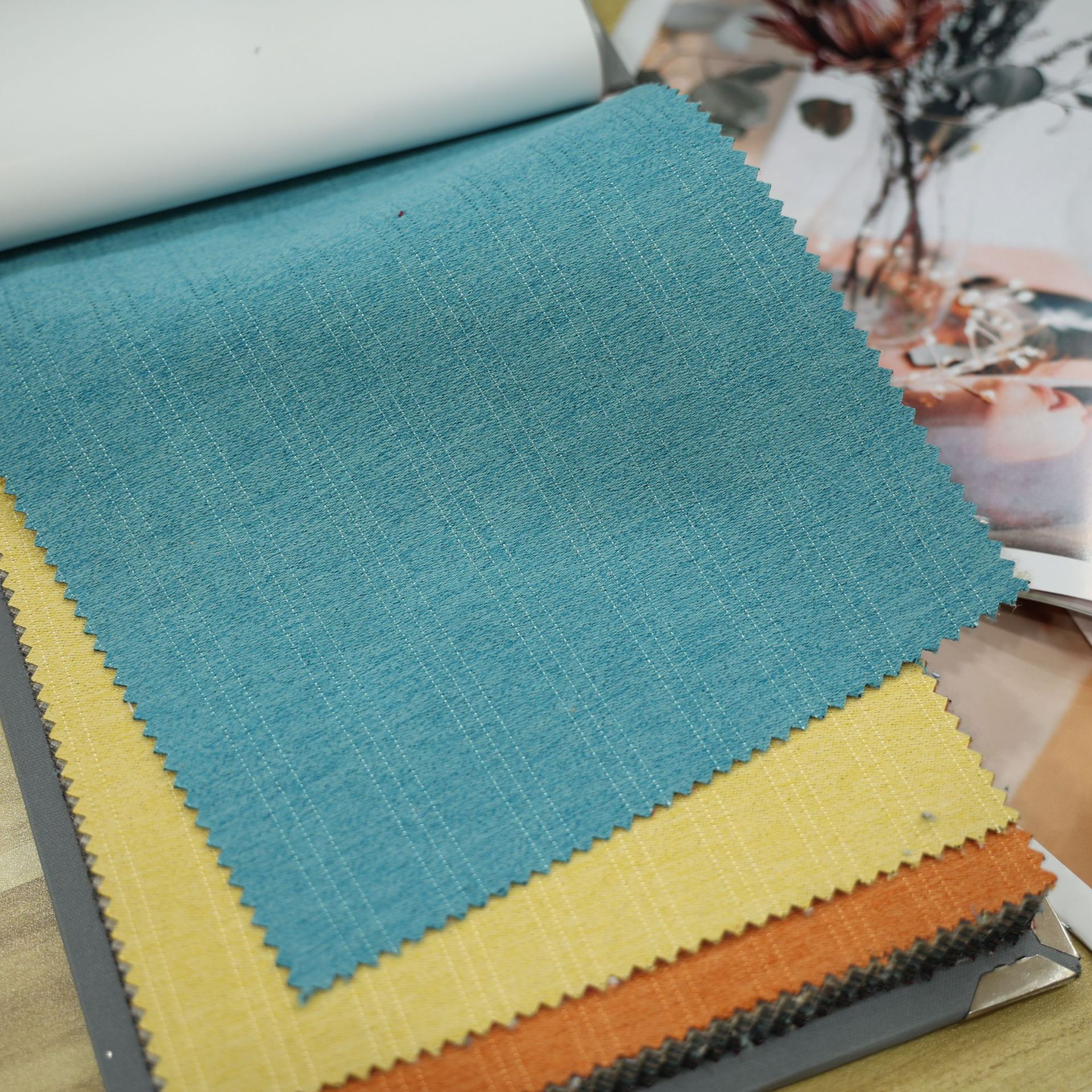 厂家新款现代简约纯色金丝棉窗帘亮三条全遮光客厅卧室酒店工程布