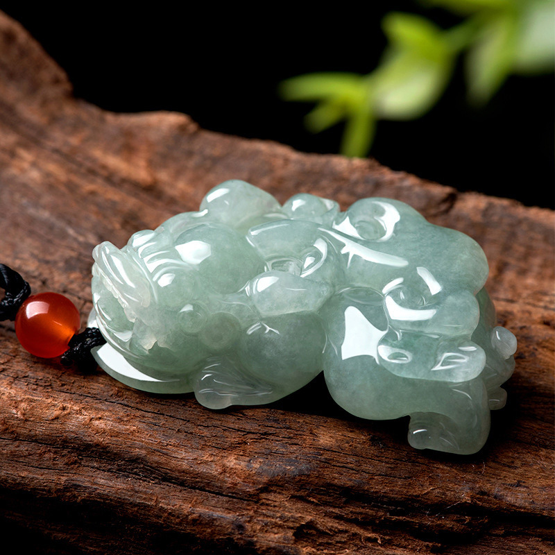 缅甸玉a货翡翠貔貅吊坠冰种纳财皮休丘颈饰挂件男女款糯绿a货一对