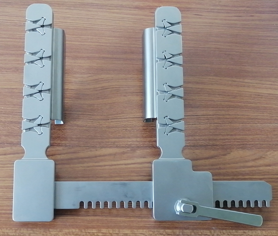 医用牵开器 胸骨牵开器 心胸手术牵开器 骨用撑开器 挂线牵开器