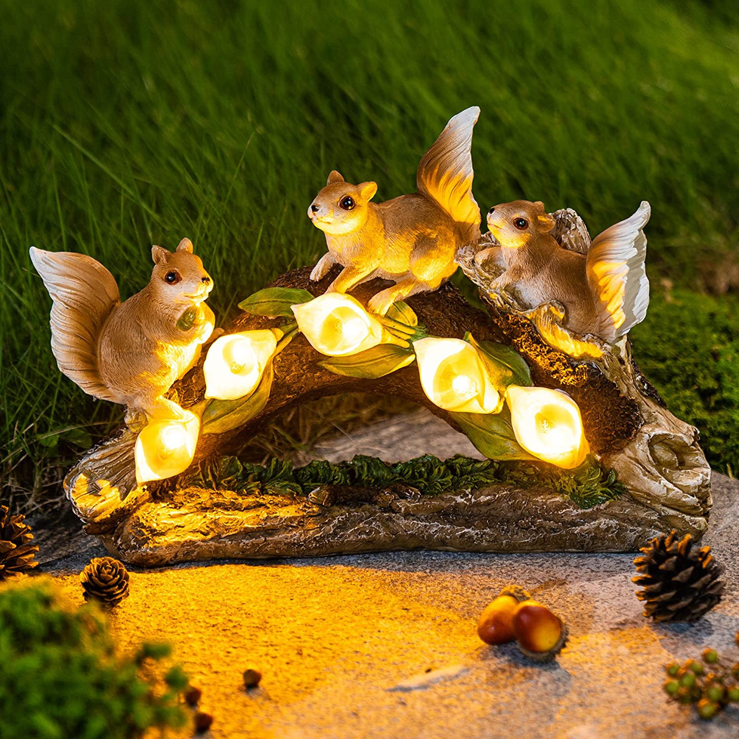 2024跨境户外太阳能灯仿真松鼠雕像树脂工艺品摆件花园庭院装饰灯