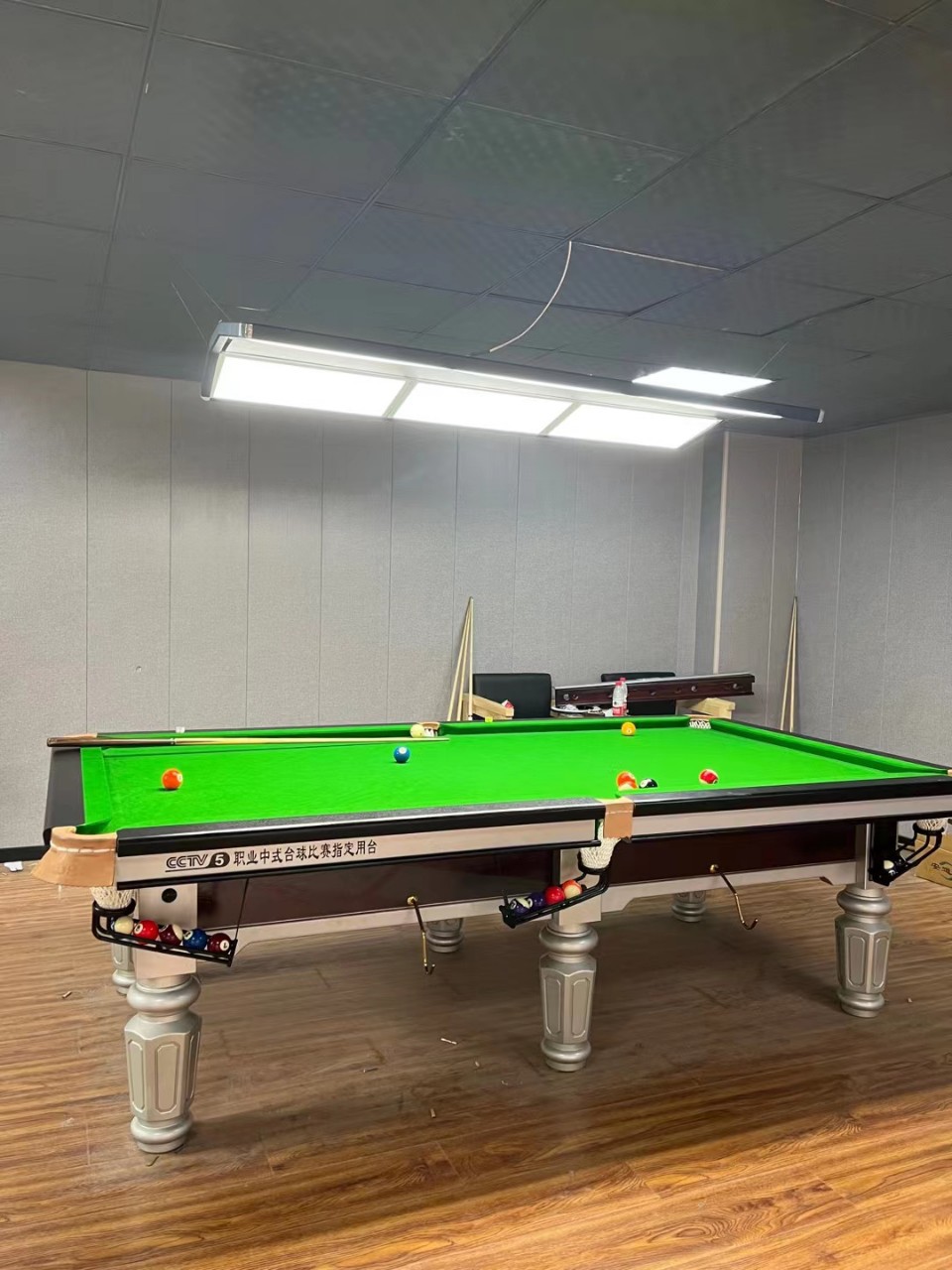 银腿钢库台球桌 家用黑8标准成人斯诺克桌球台商用中式八球桌球案