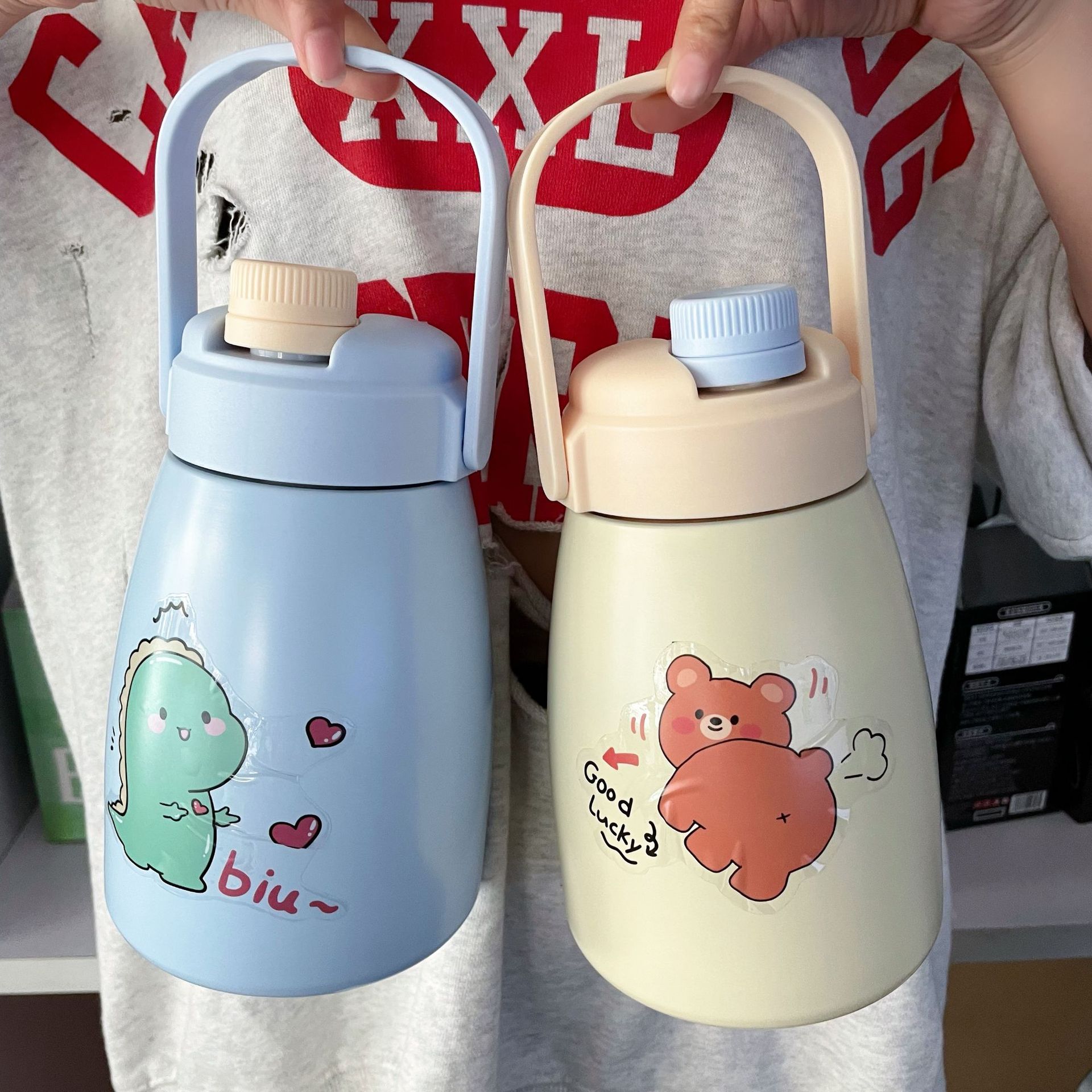 大肚保温杯手提超大容量新款网红大肚子水杯水壶女士杯带提手